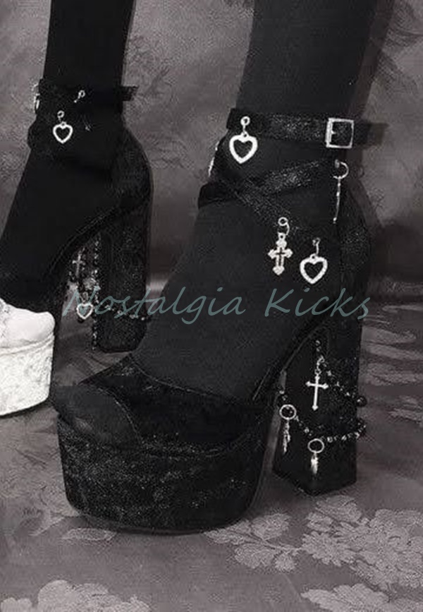 Sandal Strappy Heeled - Gothic Schwarz Samt Plattform High Heel